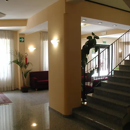 Hotel Marystella 3*